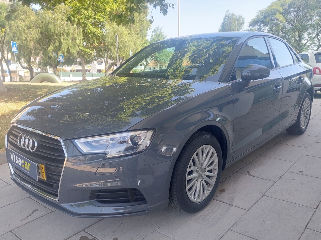 Audi A3 Limousine Sedan 1.6 Tdi