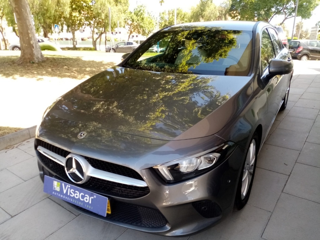 Mercedes-Benz A180d Progressive 7G - Tronic